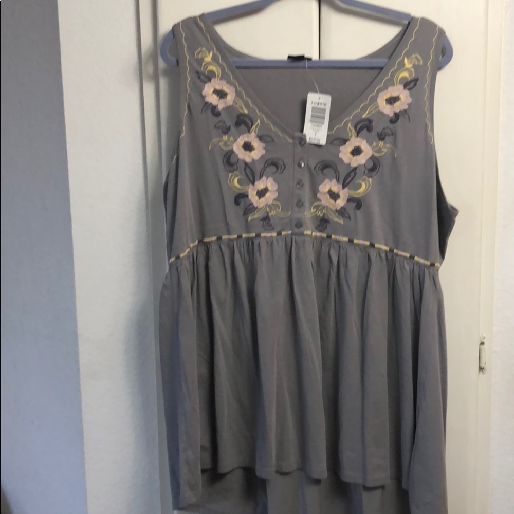 Torrid sleeveless top